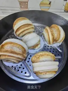Make Sofa rolls step 18