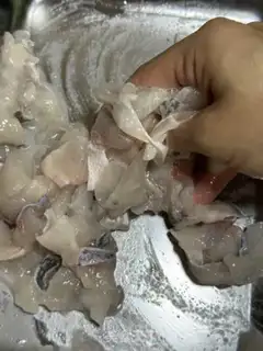 Make Fish poaching eggs step 4