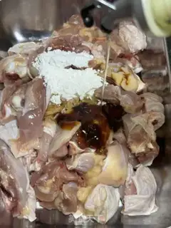 Make Onions burn chicken legs step 1