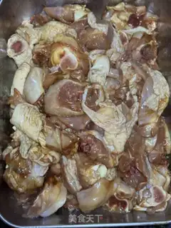 Make Onions burn chicken legs step 2