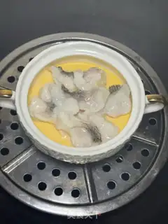 Make Fish poaching eggs step 13