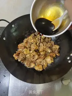 Make Onions burn chicken legs step 8