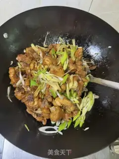 Make Onions burn chicken legs step 10