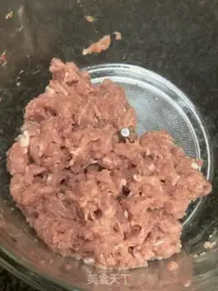 Make Pumpkin fried meat step 0