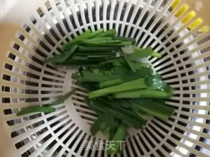 Make Soccer bean sprouts step 1