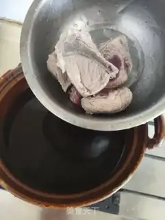 Make The white guacamole cleans up the cold fan soup step 3