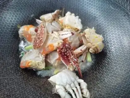 Make Red-burned crabs step 2