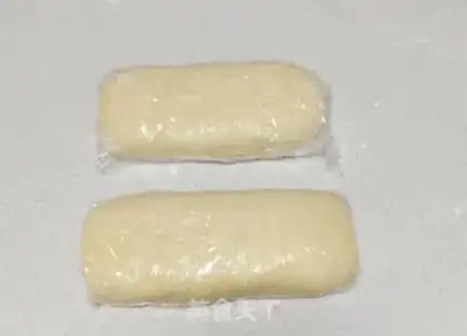 Make Homemade egg oil bars step 4
