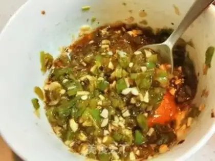 Make The peppers turn into eggs step 8