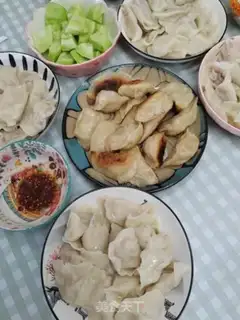 Make cucumber pork dumplings step 4