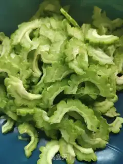 Make Bitter eggs step 0