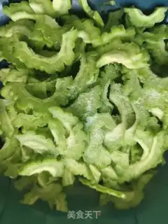 Make Bitter eggs step 1
