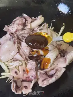 Make Fresh corn juice, bean buns step 3