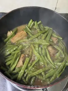Make Four seasons of bean stew ribs step 12