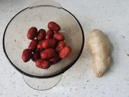 Make Ginger date tea step 0