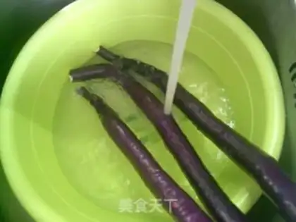 Make The eggplant burns the knots step 1