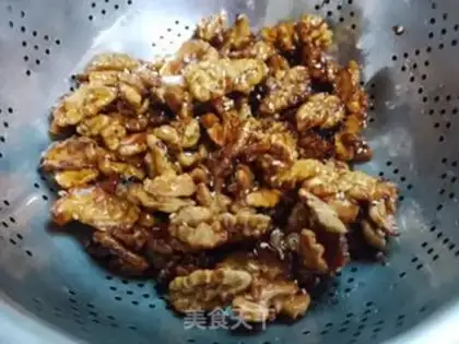Make Amber walnuts step 6