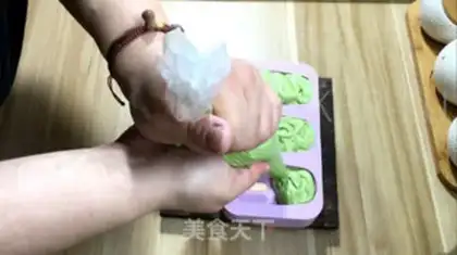 Make Tea and ice cream step 9