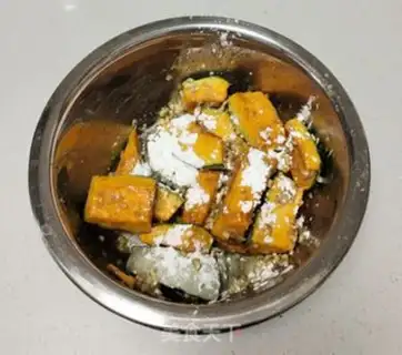 Make Pumpkin with garlic step 1