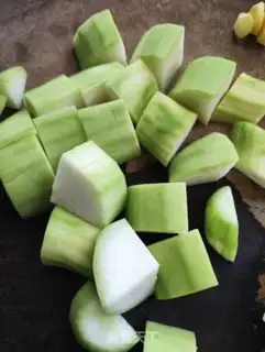 Make Pumpkin apple bone soup step 2