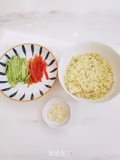 Make Spilled noodles step 3