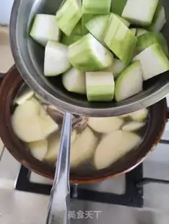 Make Pumpkin apple bone soup step 5