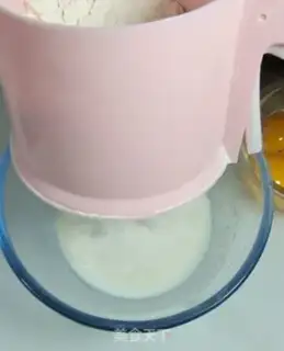 Make Butter cupcakes step 3