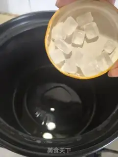 Make The iced elbow step 1