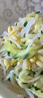 Make cucumber with green bean sprouts step 6