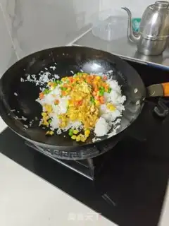 Make Pineapple curry rice step 8