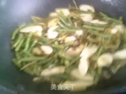 Make Pickles with beans and whips step 13