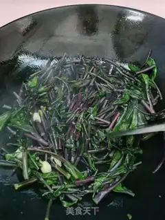 Make Garlic cuisine step 4