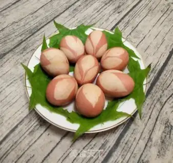 Make Creative Arts Eggs step 8