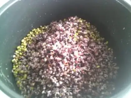 Make Green bean three-coloured rice step 3