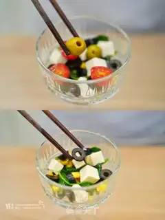 Make Spanish olive tofu tofu salad step 4
