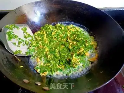 Make Scrambled eggs step 4