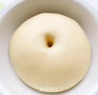 Make ♪ Bread at the bottom of honey step 5