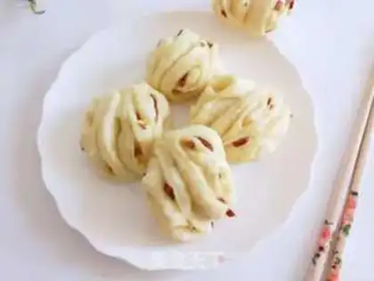 Make Red-tree roll step 10