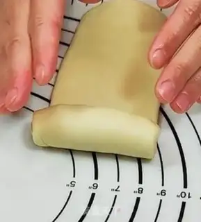 Make ♪ Bread at the bottom of honey step 9