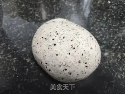 Make Black and sesame buns step 4