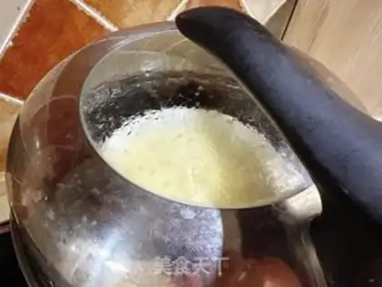 Make Abalone steamed eggs step 1