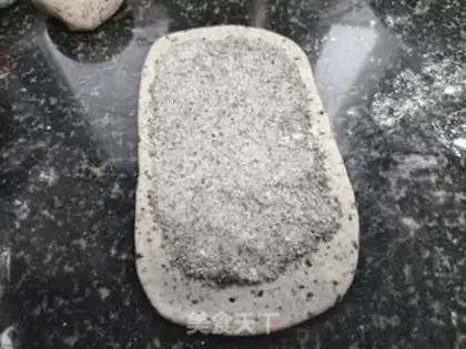 Make Black and sesame buns step 7