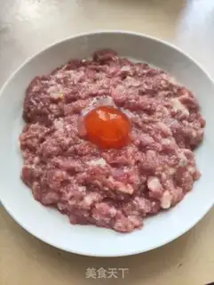 Make Salted egg meatloaf step 5