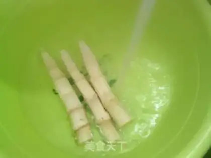 Make Squeeze the veggies and whip the soup step 2