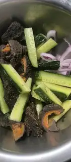 Make cucumber ginseng step 1