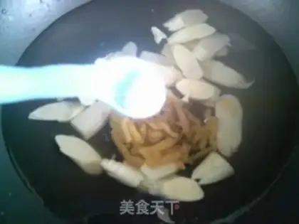 Make Squeeze the veggies and whip the soup step 4