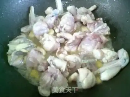 Make Lobster-tailing cow frog step 6