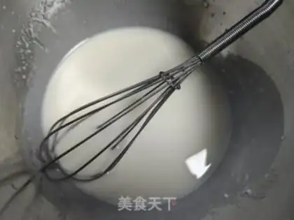 Make The pine fragrance cake step 1