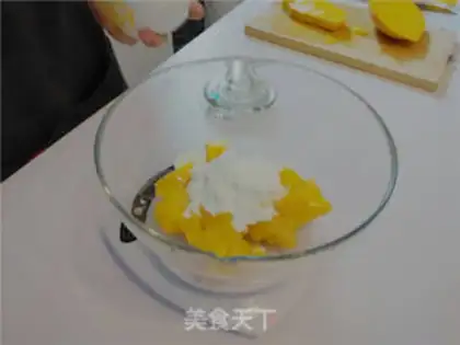 Make Mango snowstick step 0