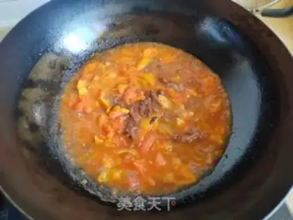 Make Tomato beef fried eggs step 7